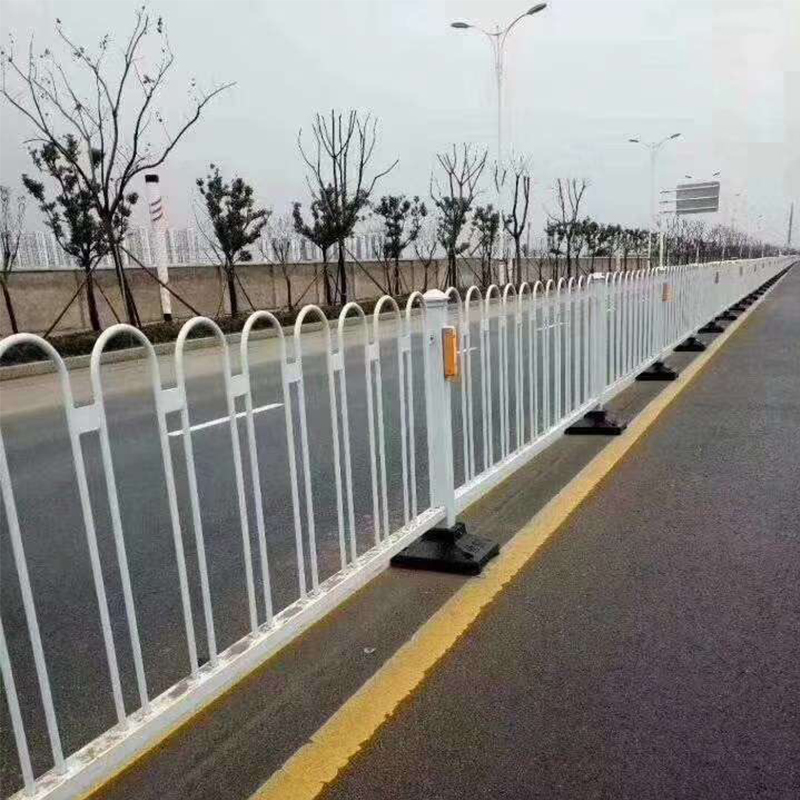 城市道路護(hù)欄